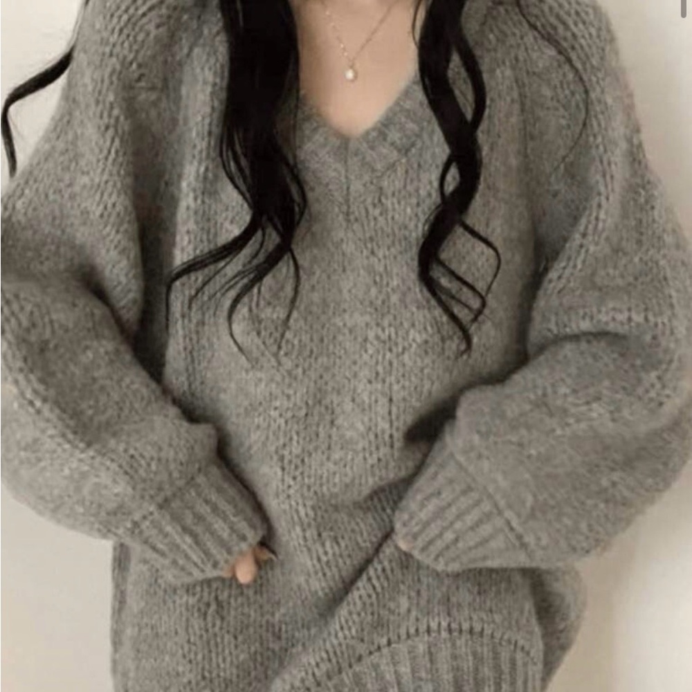 Elegant Gray V-Neck Sweater for Women